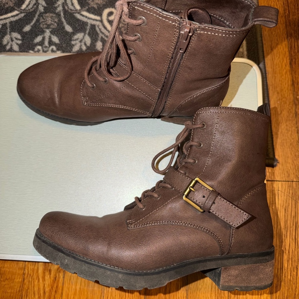 SOUL Naturalizer Brown Lace Up Boots